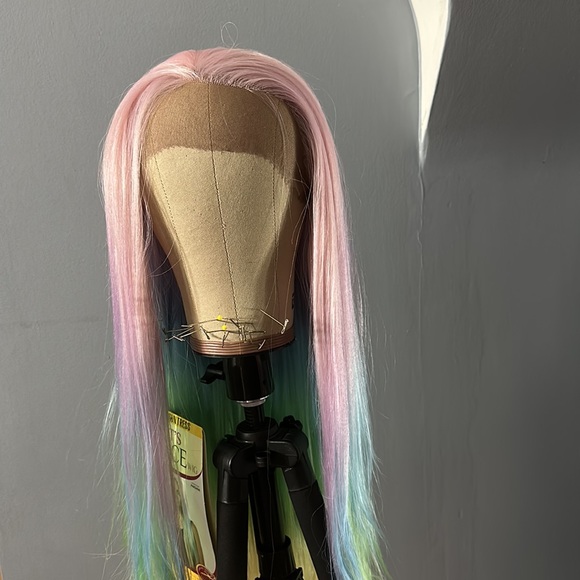 Lace front synthetic wig - Picture 3 of 14